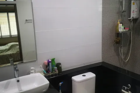 Casa de 3 dormitorios en Pattaya, Tailandia № 155555 - foto 9