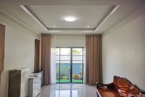 Casa de 3 dormitorios en Pattaya, Tailandia № 155555 - foto 3