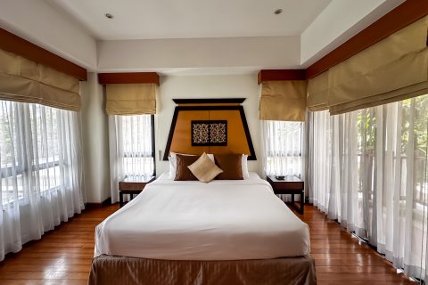 Chalet de 3 dormitorios en Phuket, Tailandia № 156545 - foto 5