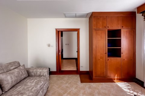Chalet de 3 dormitorios en Phuket, Tailandia № 156545 - foto 15