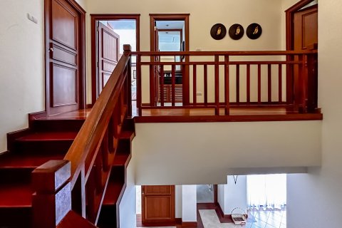 Chalet de 3 dormitorios en Phuket, Tailandia № 156545 - foto 8