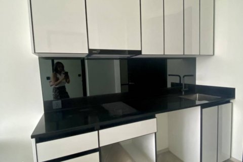 Condominio de 1 dormitorio en Khlong San, Bangkok, Tailandia № 135296 - foto 6