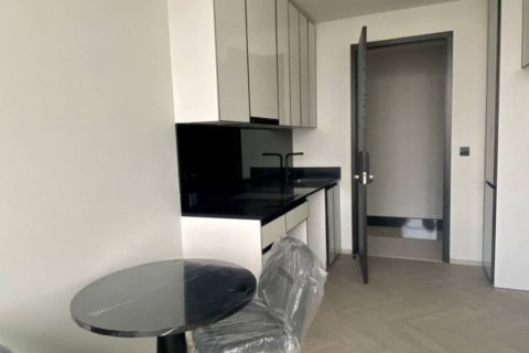 Condominio de 1 dormitorio en Khlong San, Bangkok, Tailandia № 135296 - foto 2