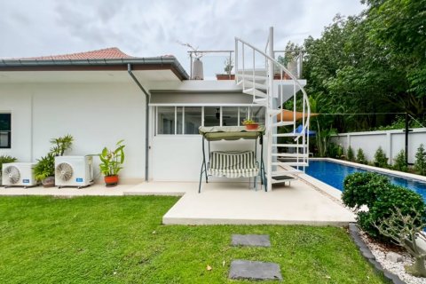 Chalet de 4 dormitorios en Hua Hin, Tailandia № 135300 - foto 5