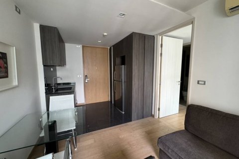 Condominio de 1 dormitorio en Bangkok, Tailandia № 135298 - foto 4
