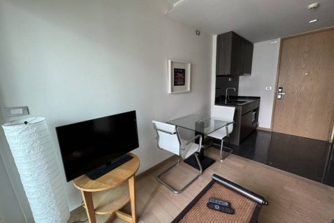 Condominio de 1 dormitorio en Bangkok, Tailandia № 135298 - foto 2