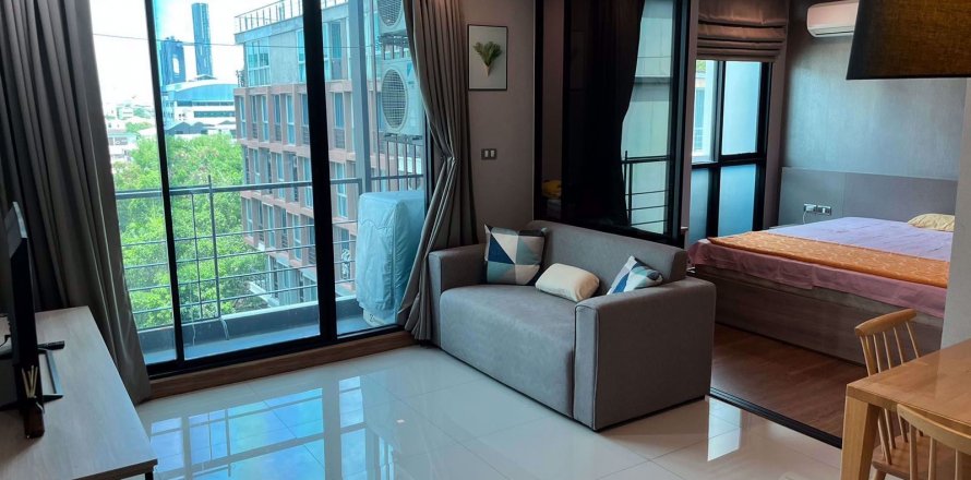 Condo à Khlong Toei, Bangkok, Thaïlande, 1 chambre № 67397