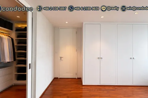 Condominio de 4 dormitorios en Watthana, Bangkok, Tailandia № 201292 - foto 10