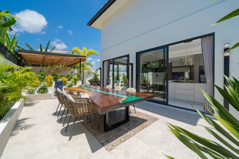 Villa in Pattaya, Thailand 3 bedrooms № 168144 - photo 4