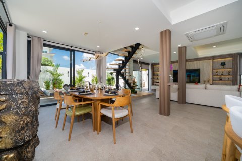 Villa in Pattaya, Thailand 3 bedrooms № 168144 - photo 15