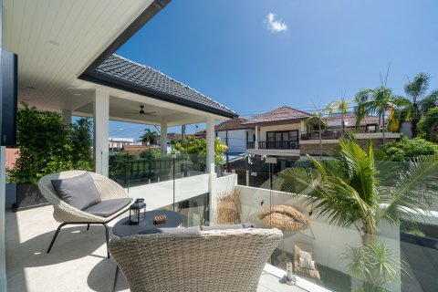 Villa in Pattaya, Thailand 3 bedrooms № 168144 - photo 13