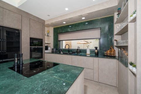 Villa in Pattaya, Thailand 3 bedrooms № 168144 - photo 18