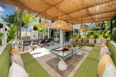Villa in Pattaya, Thailand 3 bedrooms № 168144 - photo 11