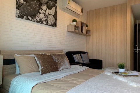 Condominio de 1 dormitorio en Bangkok, Tailandia № 205380 - foto 3