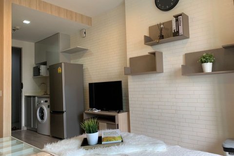 Condominio de 1 dormitorio en Bangkok, Tailandia № 205380 - foto 4