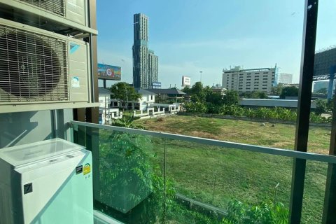 Condominio de 1 dormitorio en Bangkok, Tailandia № 205383 - foto 4