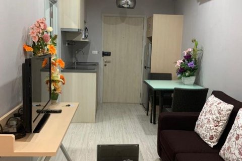 Condominio de 1 dormitorio en Bangkok, Tailandia № 205381 - foto 2