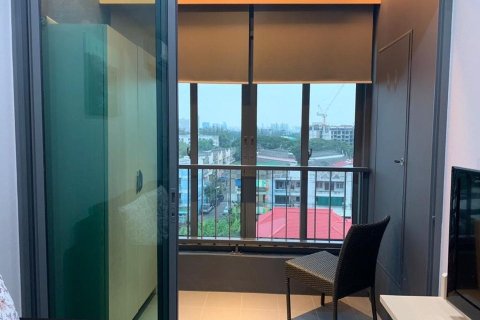 Condominio de 1 dormitorio en Bangkok, Tailandia № 205381 - foto 3