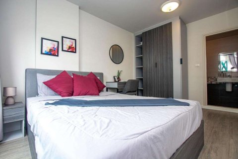 Condo à Chiang Mai, Thaïlande, 1 chambre  № 220489 - photo 5