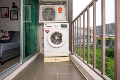 Condo à Chiang Mai, Thaïlande, 1 chambre  № 220489 - photo 8