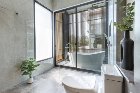 Casa de 6 dormitorios en Pattaya, Tailandia № 180569 - foto 11