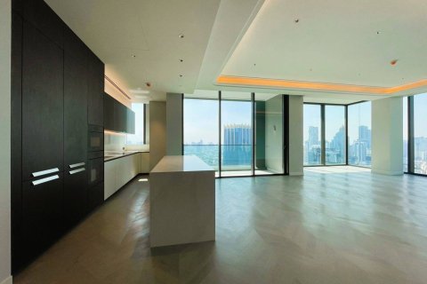 Condominio de 3 dormitorios en Bangkok, Tailandia № 180574 - foto 2
