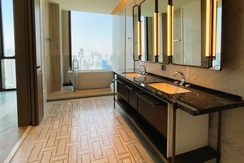 Condominio de 3 dormitorios en Bangkok, Tailandia № 180574 - foto 11