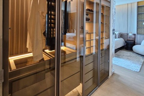 Ático de 3 dormitorios en Bangkok, Tailandia № 180575 - foto 25
