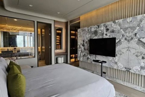 Ático de 3 dormitorios en Bangkok, Tailandia № 180575 - foto 23