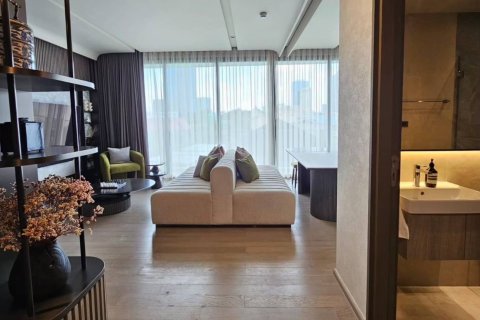Ático de 3 dormitorios en Bangkok, Tailandia № 180575 - foto 14