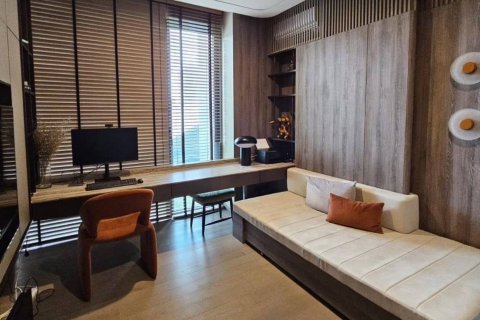 Ático de 3 dormitorios en Bangkok, Tailandia № 180575 - foto 16