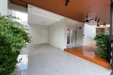 Haus in Pattaya, Thailand 3 Schlafzimmer № 159957