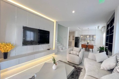 Haus in Pattaya, Thailand 3 Schlafzimmer № 159957 - Foto 3
