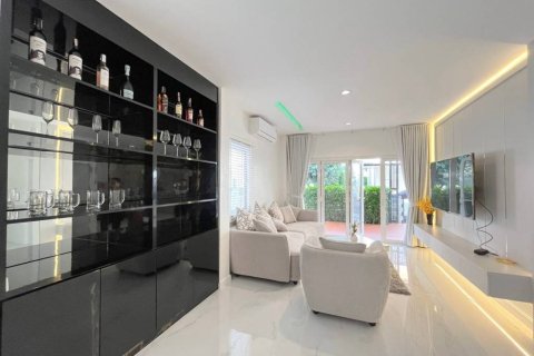 Haus in Pattaya, Thailand 3 Schlafzimmer № 159957 - Foto 6