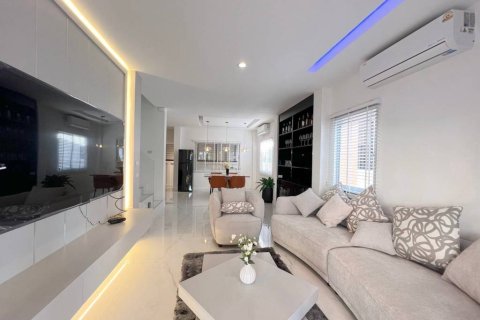 Haus in Pattaya, Thailand 3 Schlafzimmer № 159957 - Foto 2
