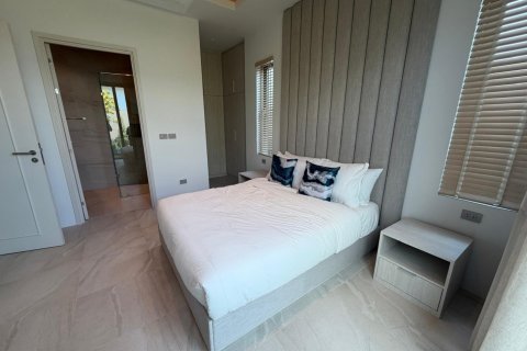Chalet de 3 dormitorios en Hua Hin, Tailandia № 169732 - foto 13