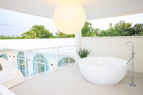 Villa in Pattaya, Thailand 9 Schlafzimmer № 159899 - Foto 11