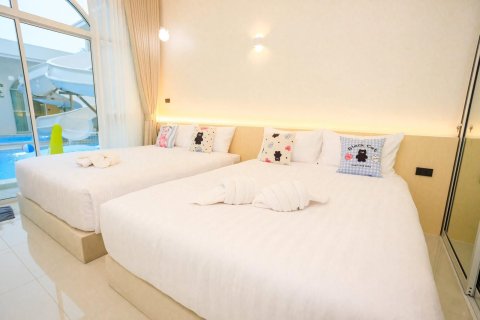Villa in Pattaya, Thailand 9 Schlafzimmer № 159899 - Foto 24