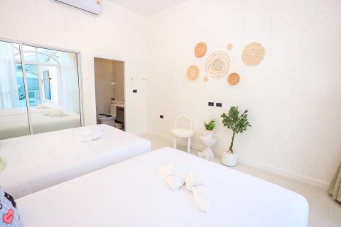 Villa in Pattaya, Thailand 9 Schlafzimmer № 159899 - Foto 12