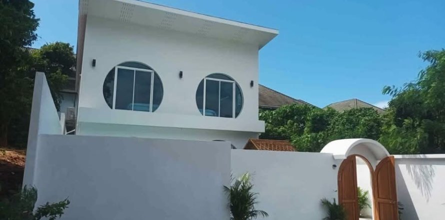 Villa in Pattaya, Thailand 4 bedrooms № 159894