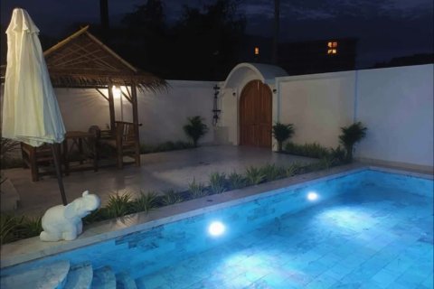 Villa in Pattaya, Thailand 4 bedrooms № 159894 - photo 7