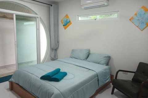 Villa in Pattaya, Thailand 4 bedrooms № 159894 - photo 13