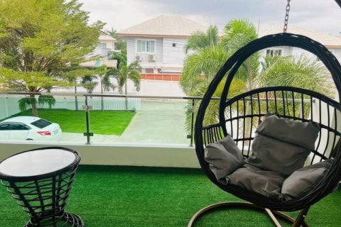 Casa de 3 dormitorios en Pattaya, Tailandia № 157775 - foto 13