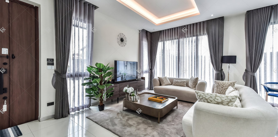 Casa de 4 dormitorios en Bangkok, Tailandia № 189489