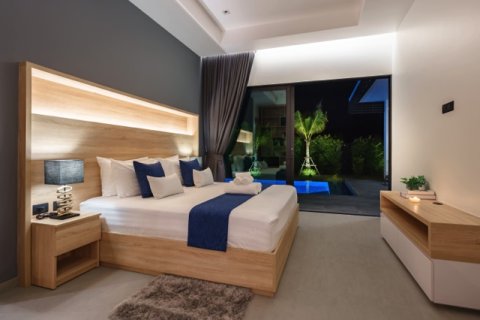 Chalet de 3 dormitorios en Hua Hin, Tailandia № 168524 - foto 13