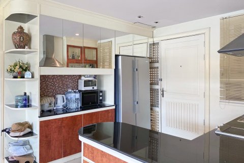 Condominio de 2 dormitorios en Hua Hin, Tailandia № 168525 - foto 16