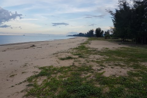 Terreno en Bang Saphan, Tailandia № 168521 - foto 2
