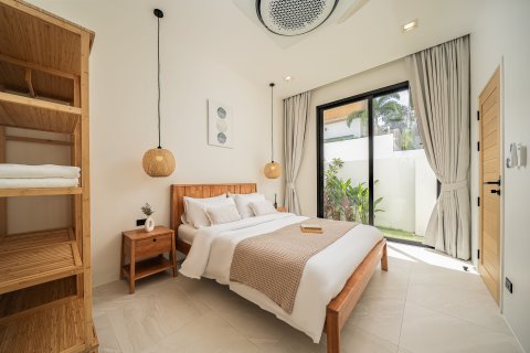 Chalet de 3 dormitorios en Phuket, Tailandia № 171695 - foto 4