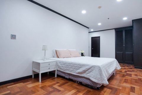Condominio de 2 dormitorios en Bangkok, Tailandia № 143807 - foto 2
