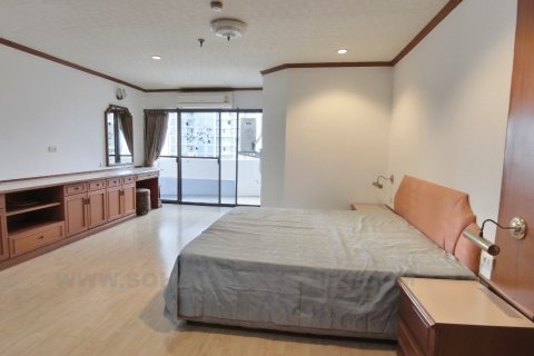 Condominio de 3 dormitorios en Bangkok, Tailandia № 143806 - foto 10